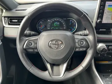 RAV 4 2.5 Plug-in Hybrid 4x4 Technik Nav LED AHK