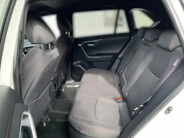 RAV 4 2.5 Plug-in Hybrid 4x4 Technik Nav LED AHK