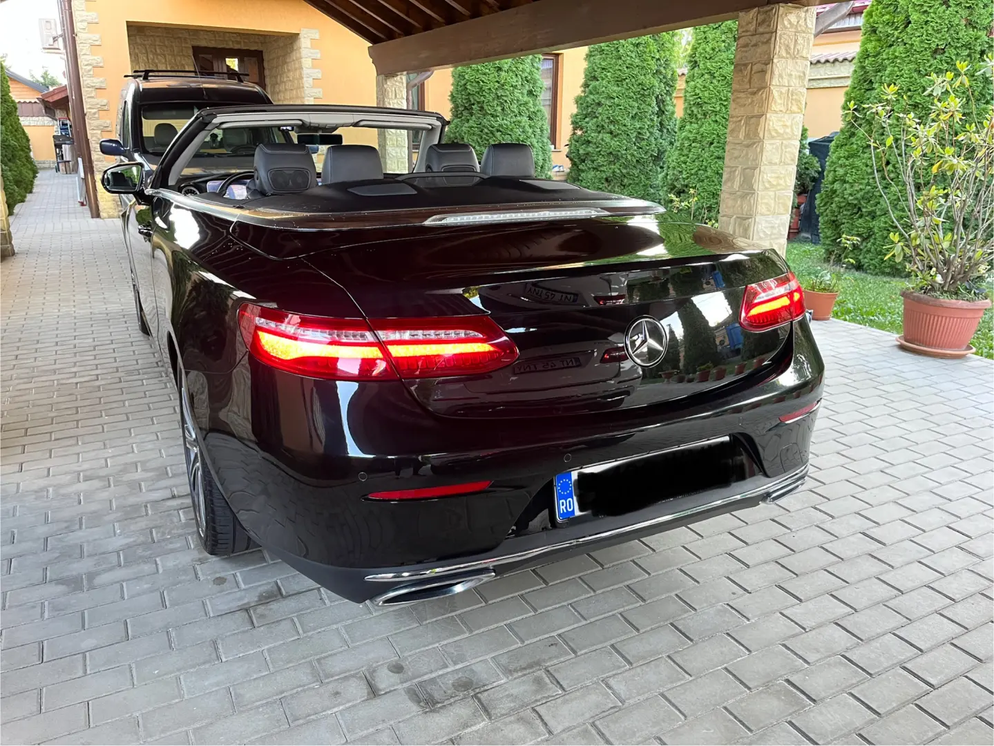Mercedes-Benz E 200