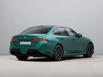 M5 Sedan
