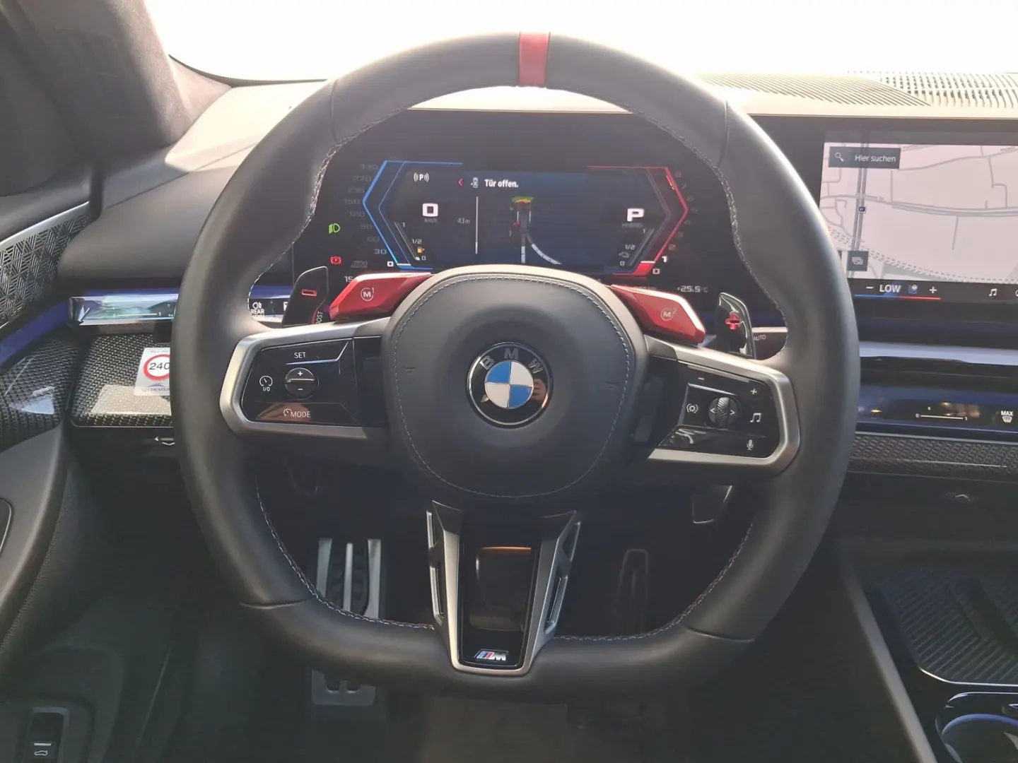 M5 Limousine M Drivers Package AHK B&W ACC 0 5%