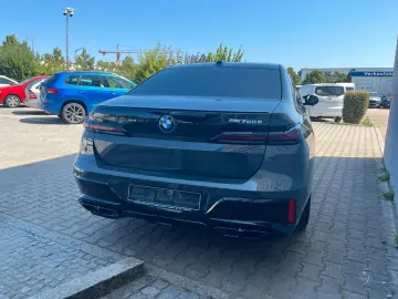 M760 e xDrive