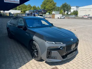 M760 e xDrive