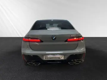 M760e xDrive SkyLounge DA&PAProf. Autobahnass.