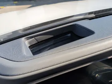 M760e xDrive M PERFORMANCE   MASSAGEFUNKTION