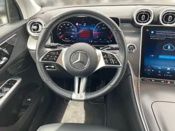 GLC 220 d 4M  Avantgarde AHK SHZ KeyLess SpurW