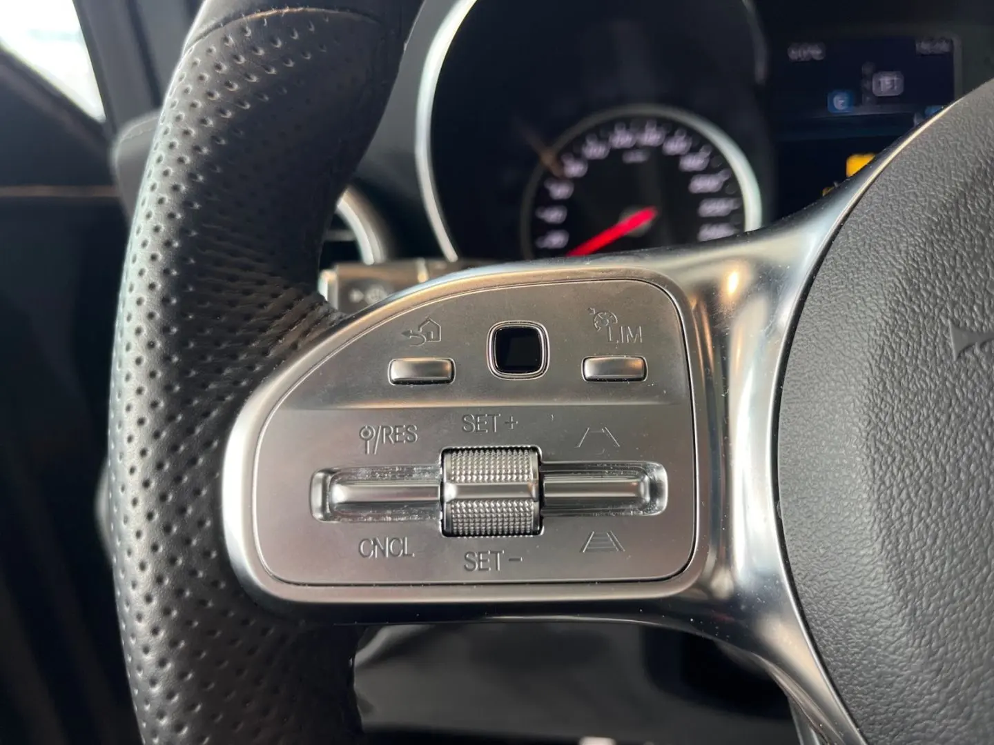 GLC 220 AMG Line Coupe d 4M 9G LED Pano AHK Led