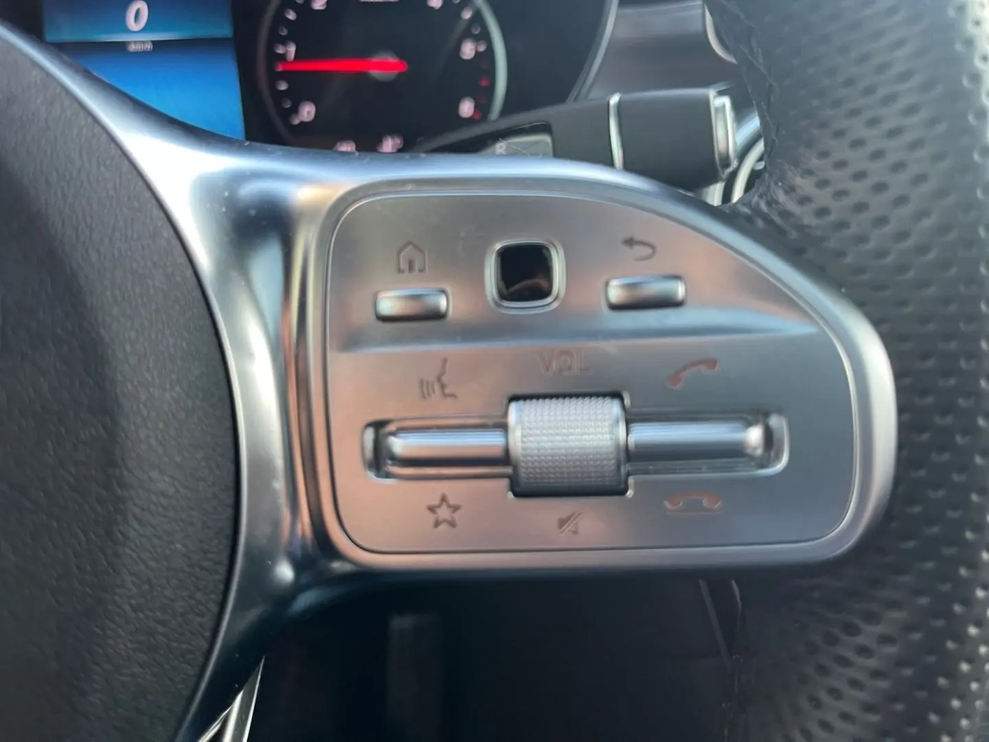 GLC 220 AMG Line Coupe d 4M 9G LED Pano AHK Led