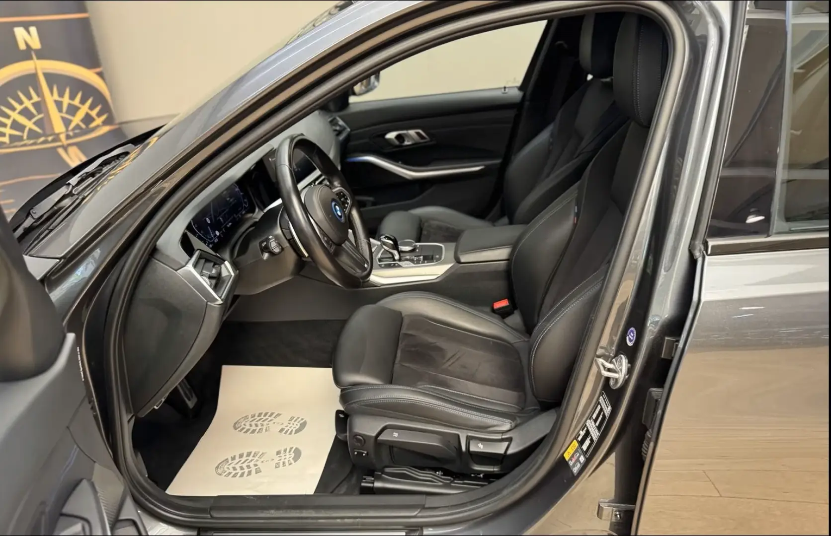 320 e Lim M Sport  LIVE CP NAVI LED UPE 56