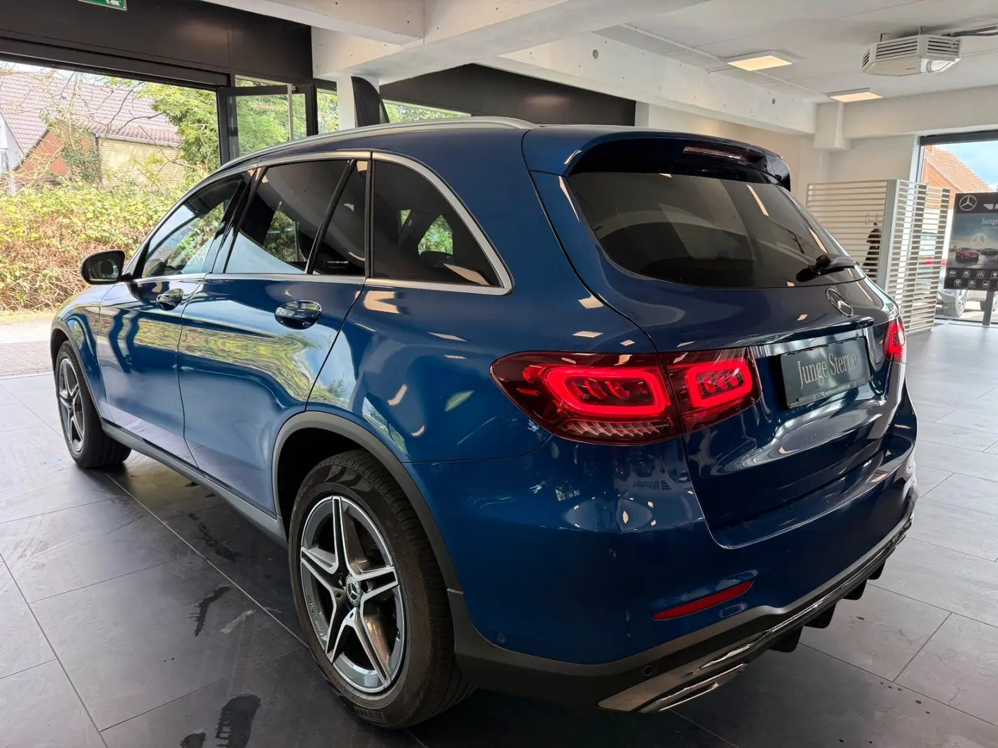 GLC 220 d 4M AMG DISTRONIC 360  MBUX LED HECKKL.