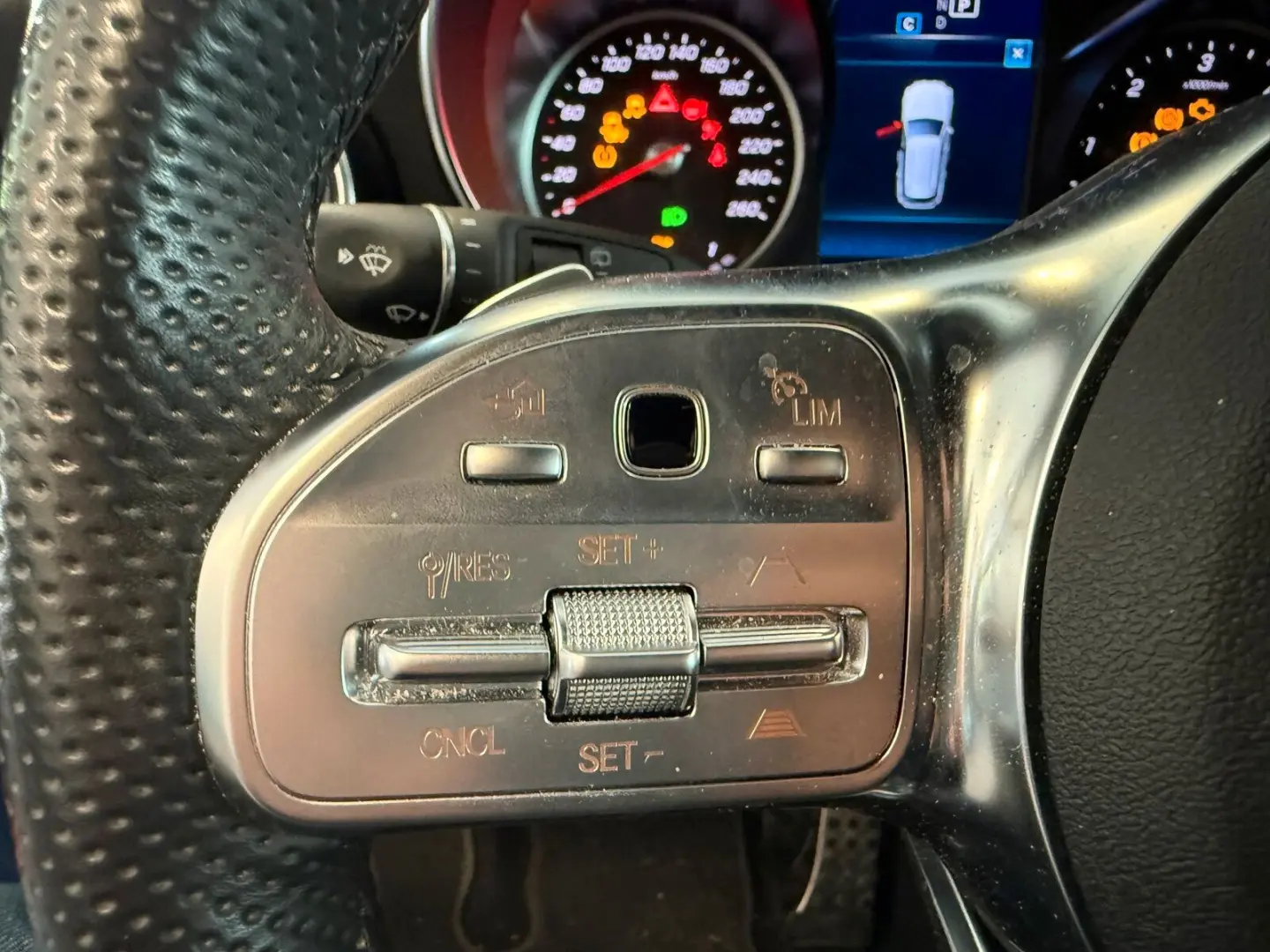 GLC 220 d 4M AMG DISTRONIC 360  MBUX LED HECKKL.