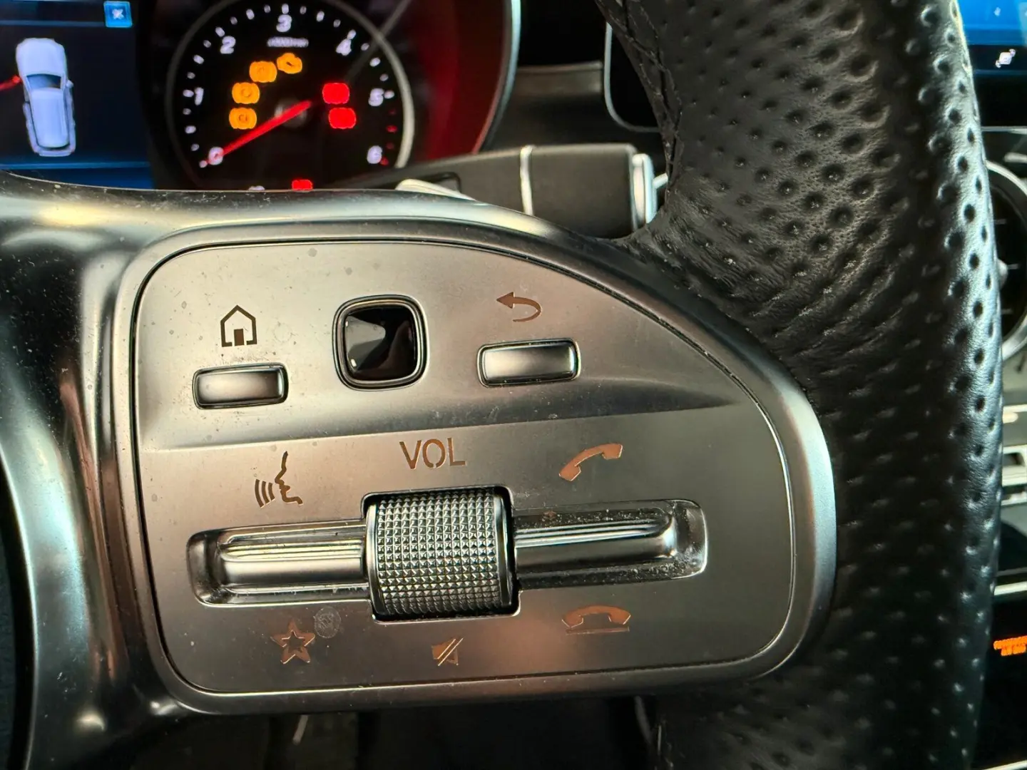 GLC 220 d 4M AMG DISTRONIC 360  MBUX LED HECKKL.