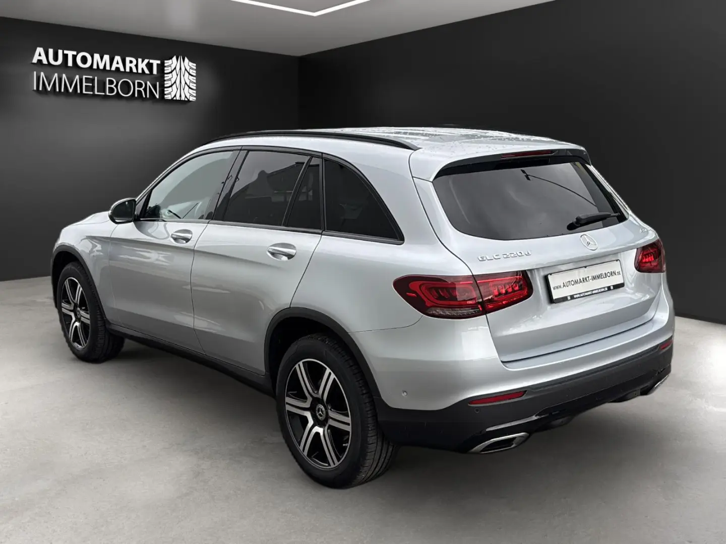 GLC 220 d Kamera AHK LED Navi OffRoadTechnikp 19
