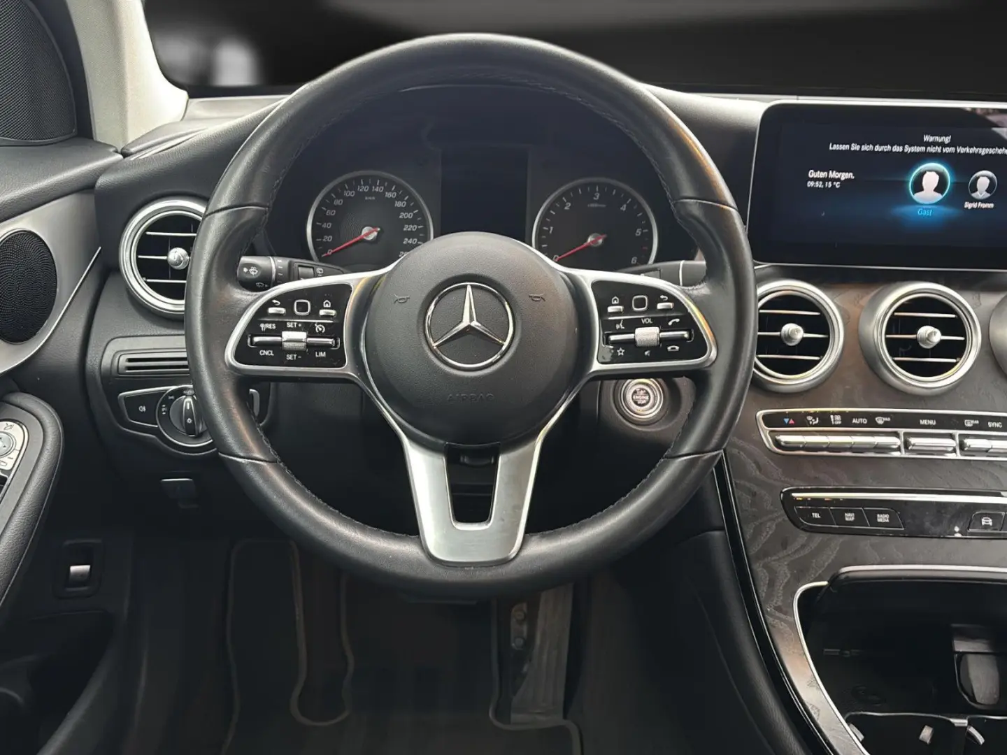GLC 220 d Kamera AHK LED Navi OffRoadTechnikp 19