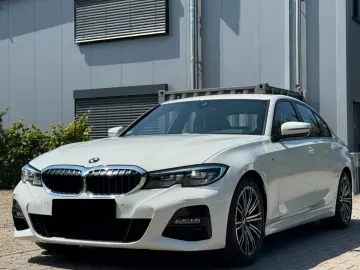 320 i M Sportpaket  MFL SHZ NAVI