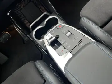 X1 xDrive25e M SPORT Adpt.LED PA FernAss Komfzu