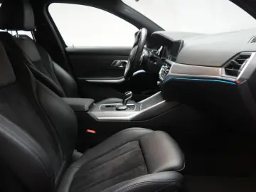 330 e M Sport Navi ACC Virtual