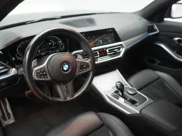 330 e M Sport Navi ACC Virtual