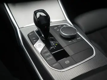 330 e M Sport Navi ACC Virtual
