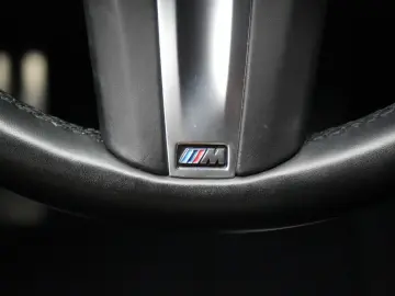 330 e M Sport Navi ACC Virtual