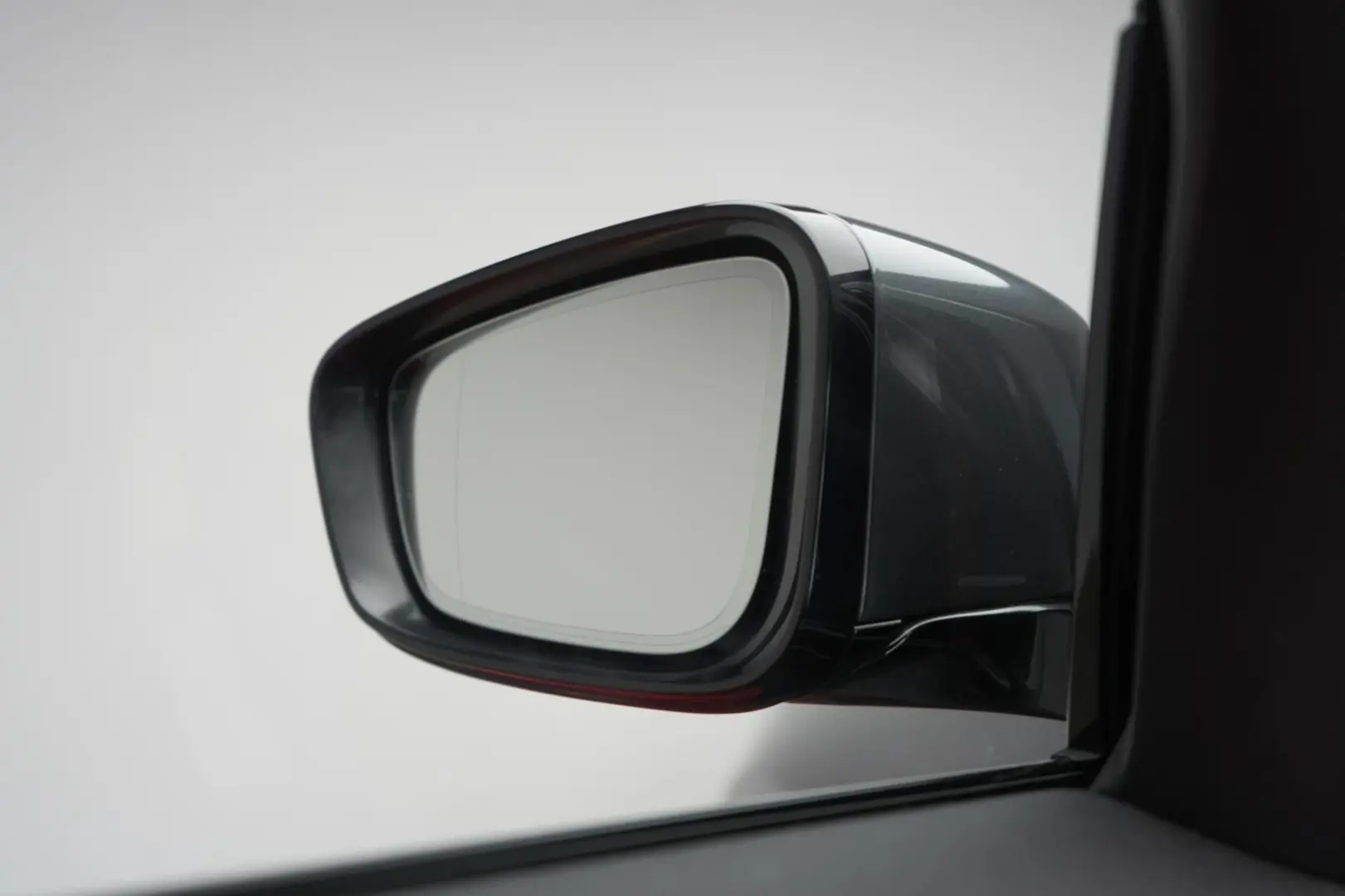 330 e M Sport Navi ACC Virtual