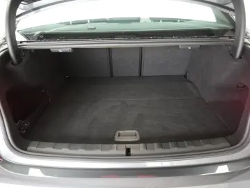 330 e M Sport Navi ACC Virtual