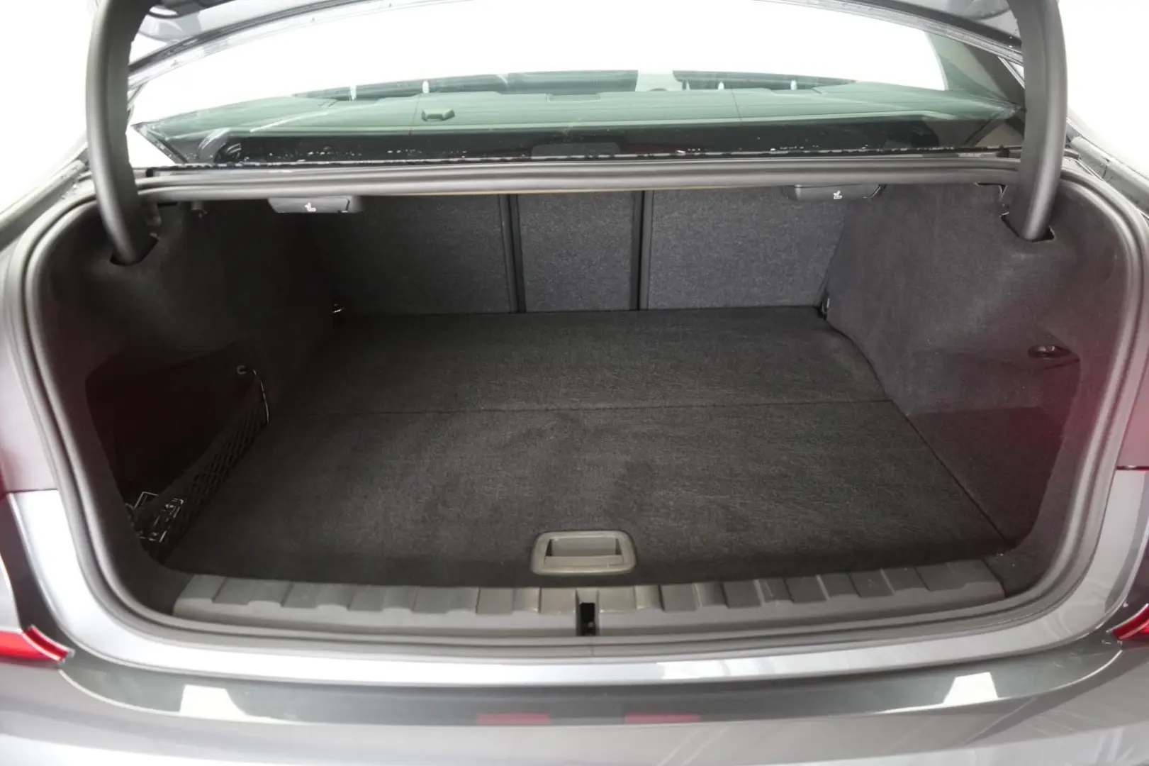 330 e M Sport Navi ACC Virtual