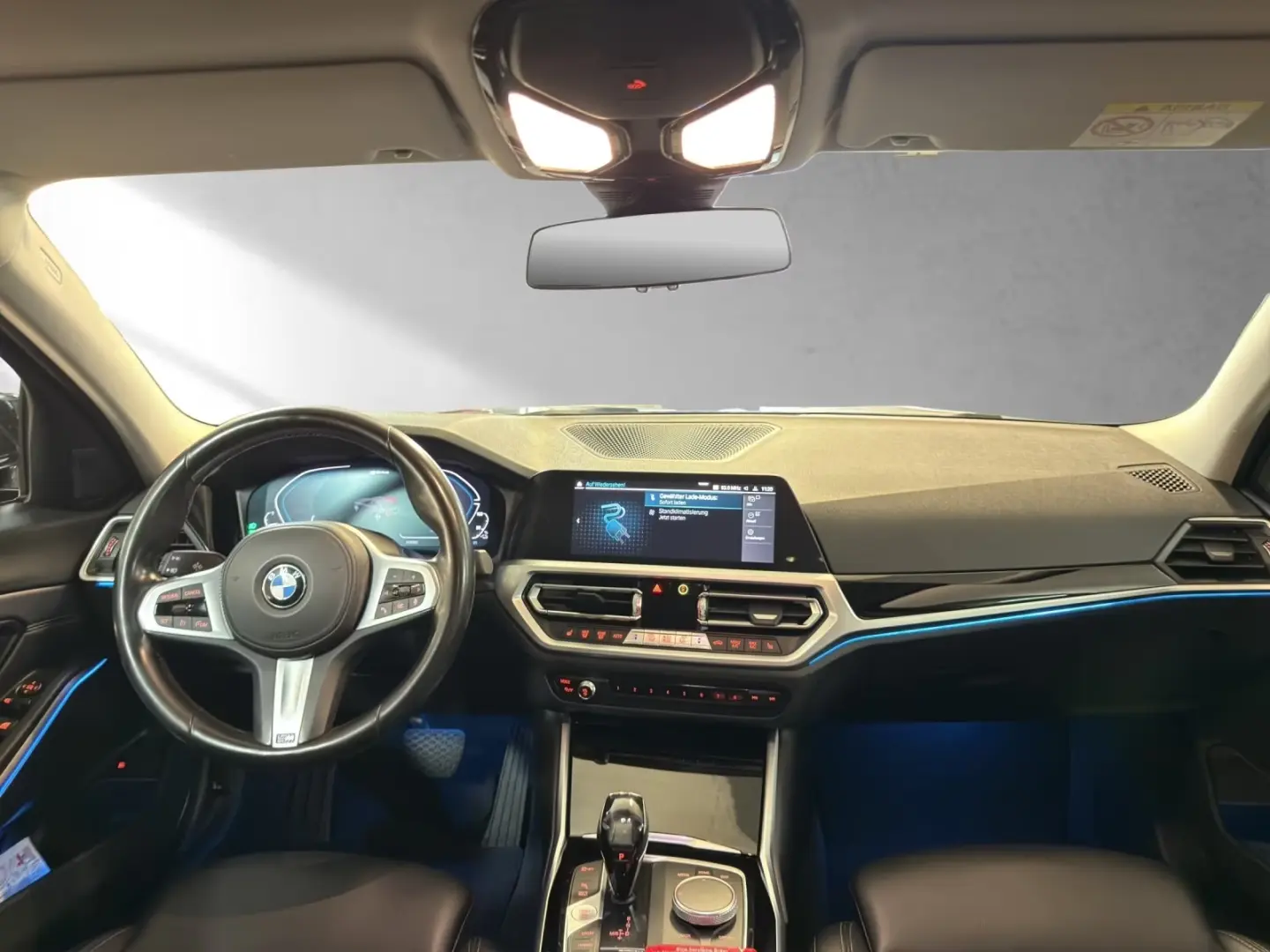 BMW 330 e Limousine Sport Line HUD HiFi
