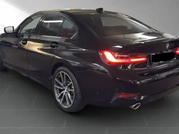 BMW 330 e Limousine Sport Line HUD HiFi