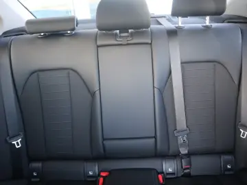 BMW 320 e Sedan Sport Line DAB WLAN