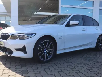BMW 320 e Sedan Sport Line DAB WLAN