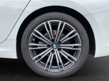 BMW 320 i AUT. M SPORTPAKET LASER