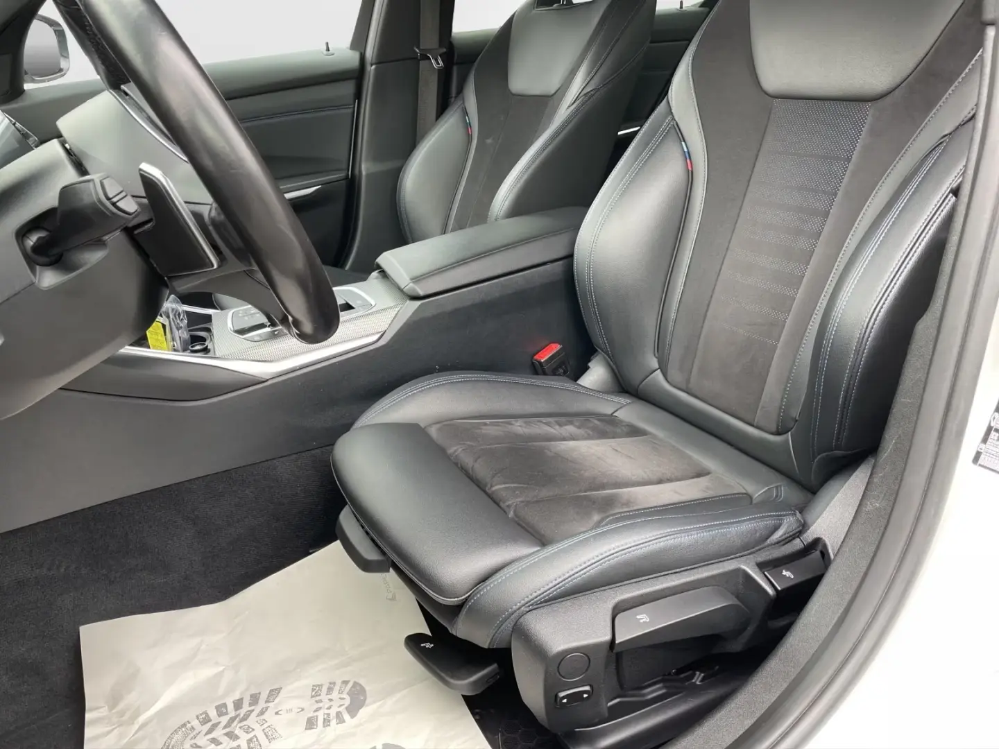 BMW 320 i AUT. M SPORTPAKET LASER