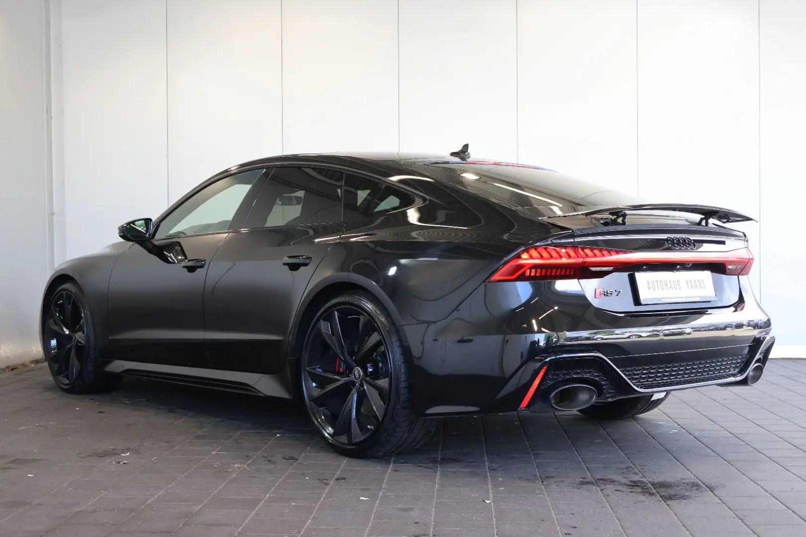 RS7 4.0 TFSI V8 qu. KERAMIK B&O HUD 360  PANO 22
