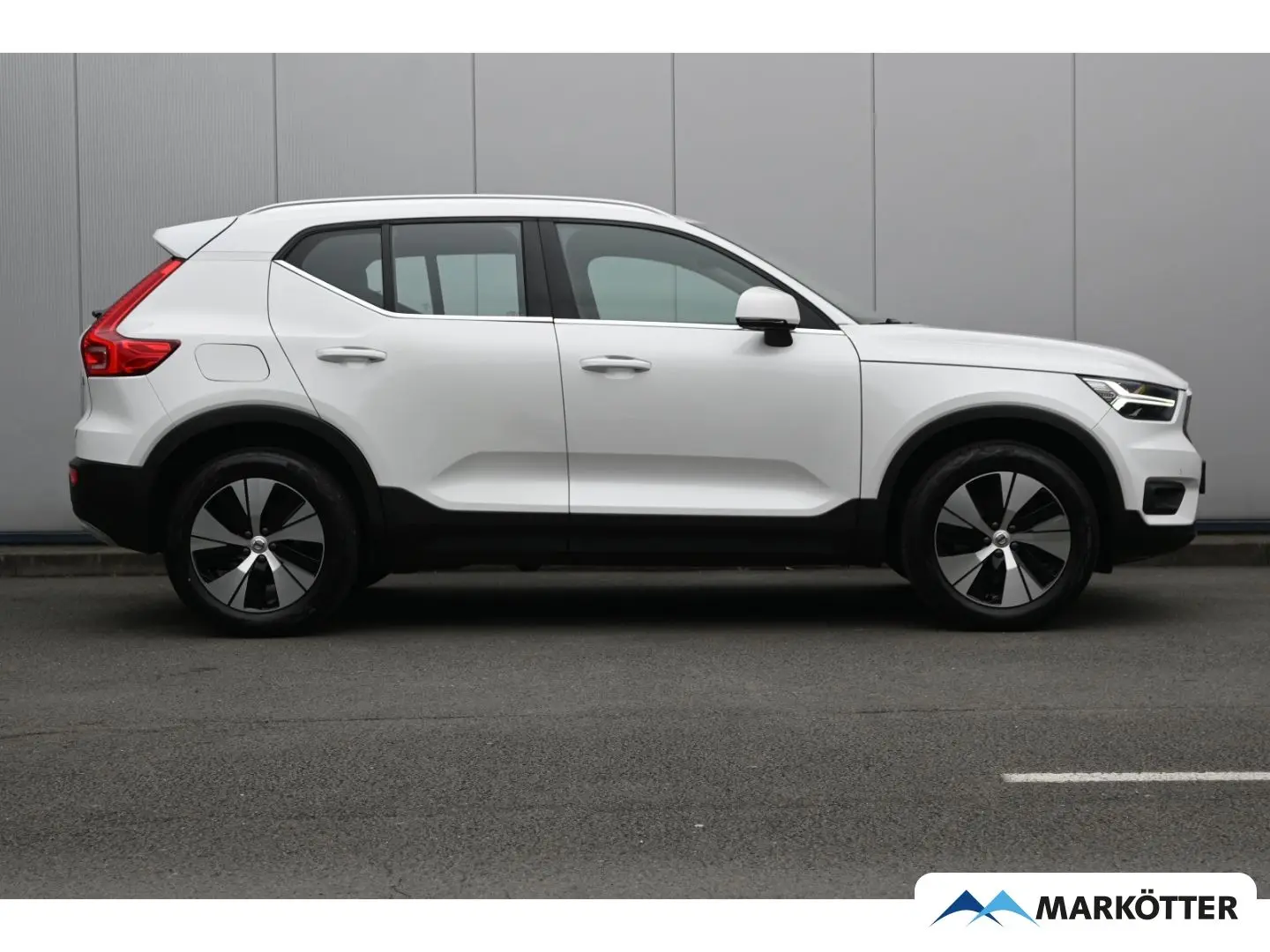 XC40 T5 Recharge Inscription Bliss Camera Keyless 18