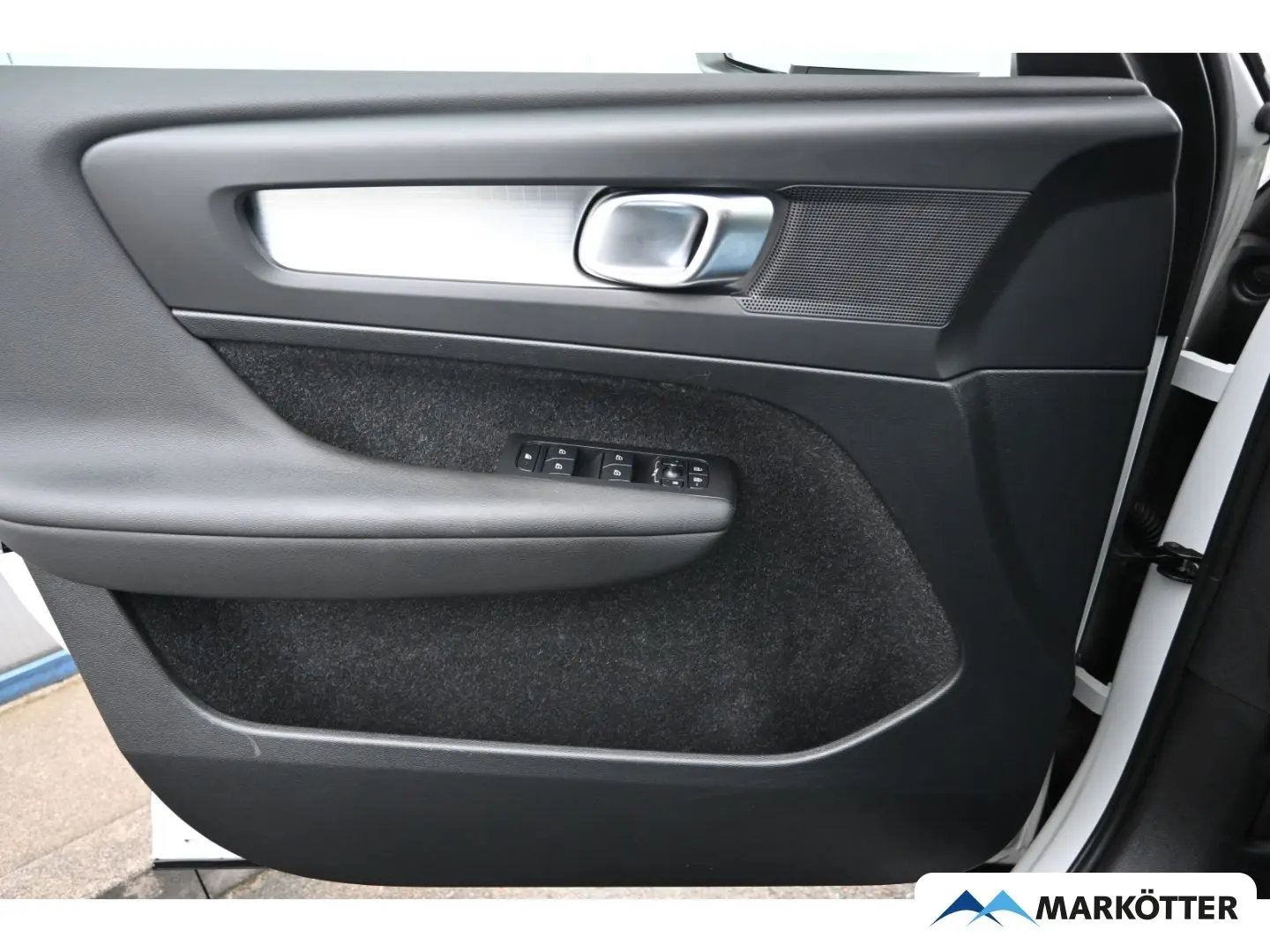 XC40 T5 Recharge Inscription Bliss Camera Keyless 18