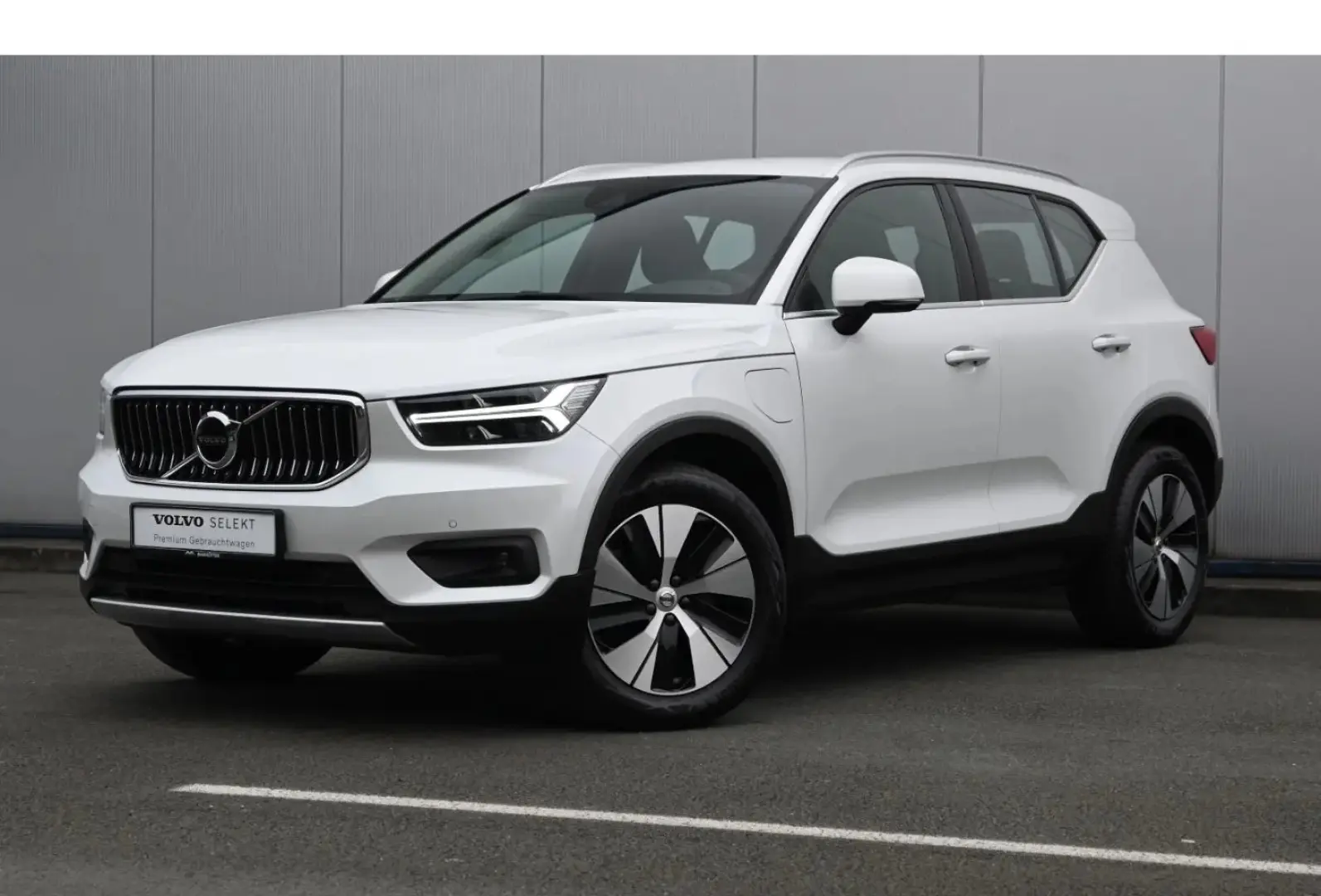 XC40 T5 Recharge Inscription Bliss Camera Keyless 18