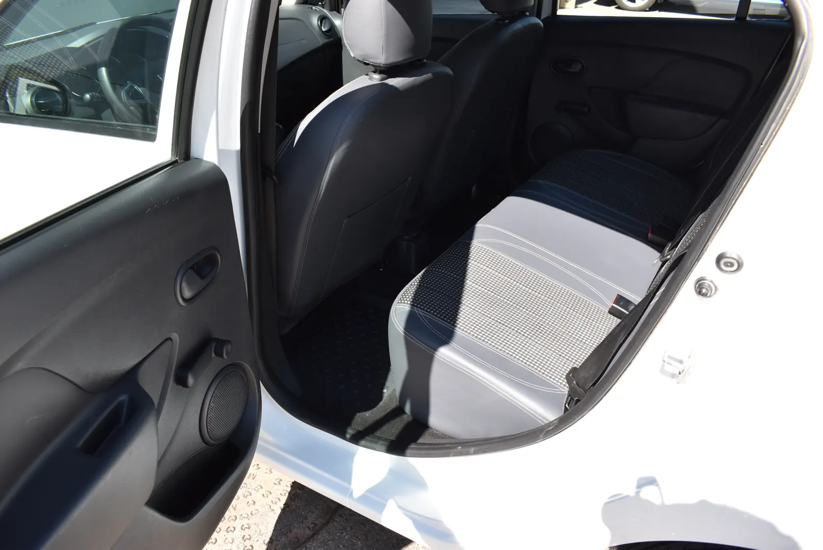 Dacia Logan 1.0 SCe Ambiance