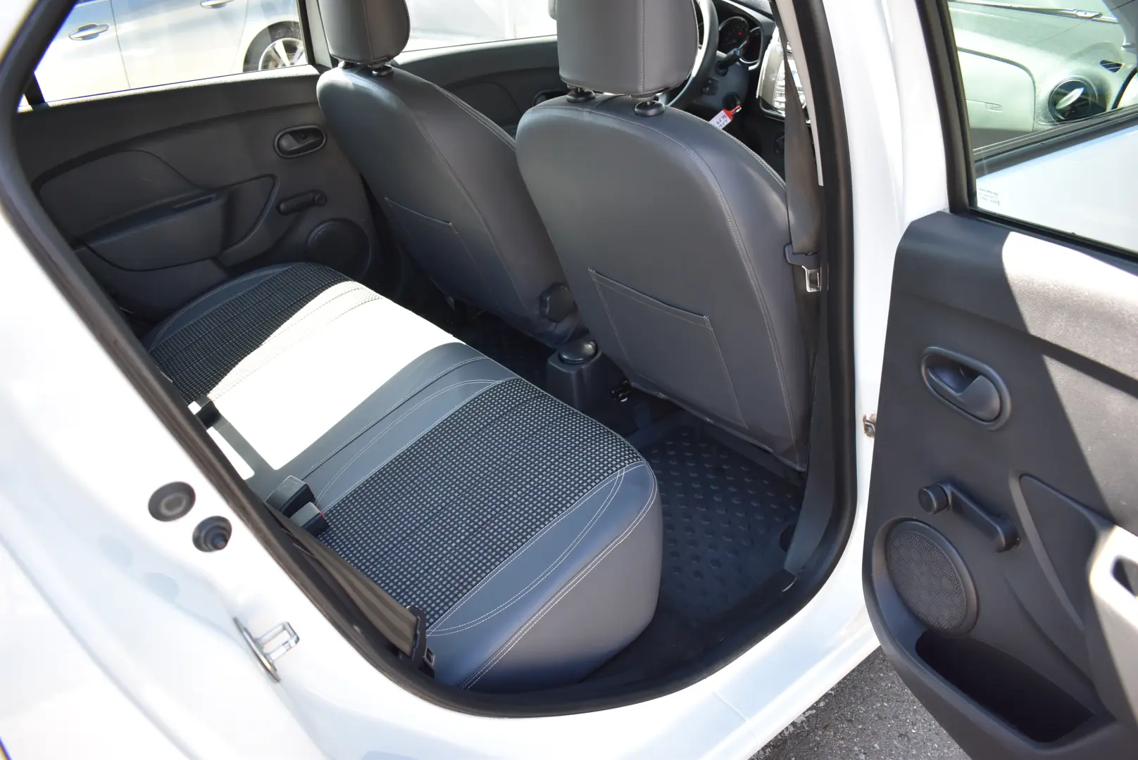 Dacia Logan 1.0 SCe Ambiance