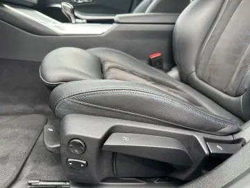 BMW 320 și Limuzină M SPORT LASER LIVE