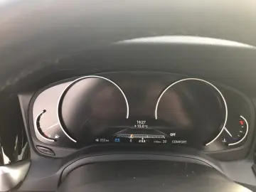 BMW 320 i Cameră LIM M-SPORT LED NAVI