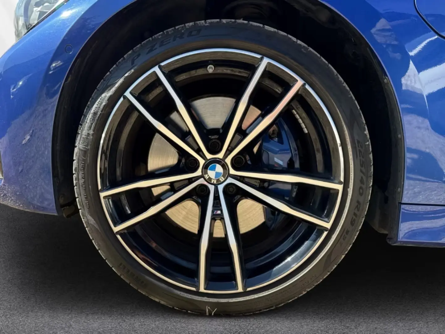 BMW 330 e Limuzina M Sport Navi LED SHZ