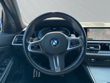 BMW 330 e Limuzina M Sport Navi LED SHZ