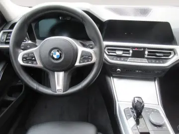 BMW 320 d A Sport Line Head-Up HiFi DAB