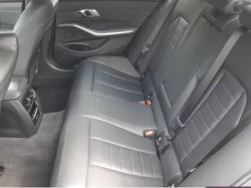 BMW 320 d Steptronic M Sport Laser HUD