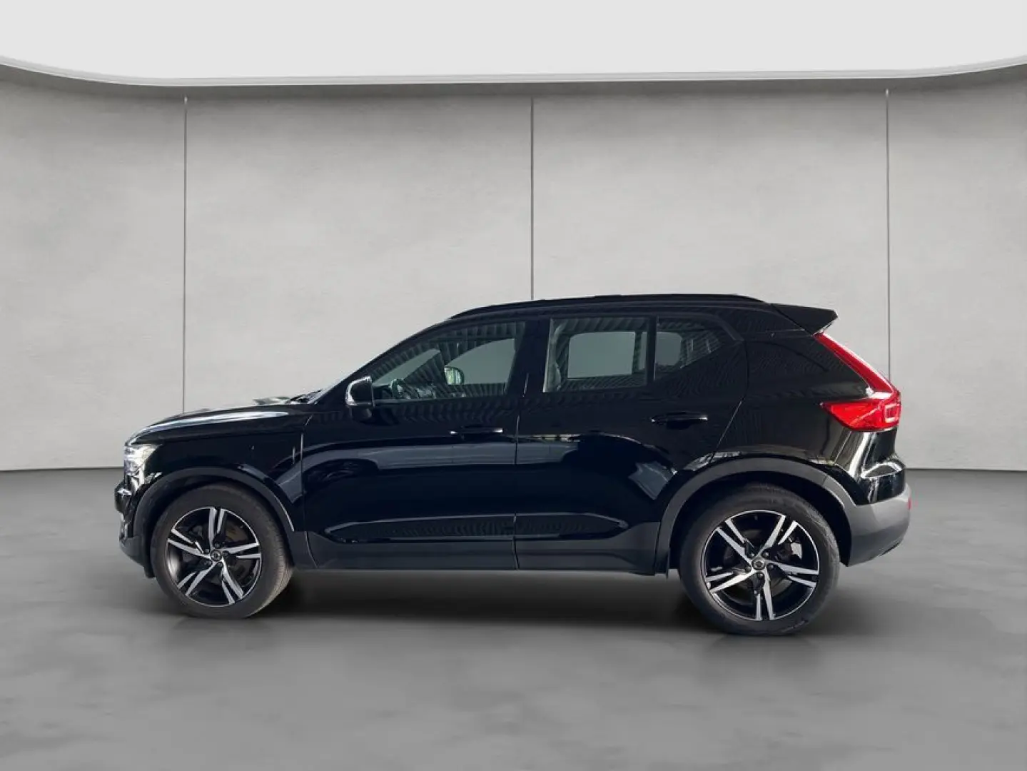 XC40 T4 Recharge R-Design DKG PilotAssist BLIS K