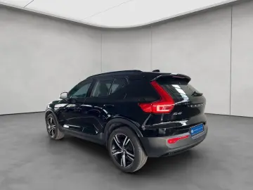 XC40 T4 Recharge R-Design DKG PilotAssist BLIS K