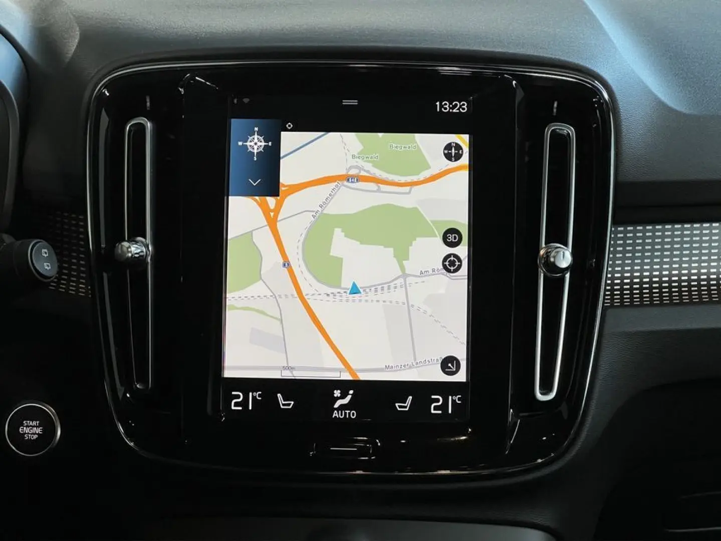 XC40 T4 Recharge R-Design DKG PilotAssist BLIS K