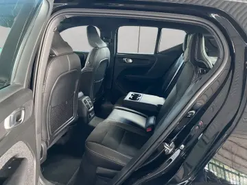 XC40 T4 Recharge R-Design DKG PilotAssist BLIS K