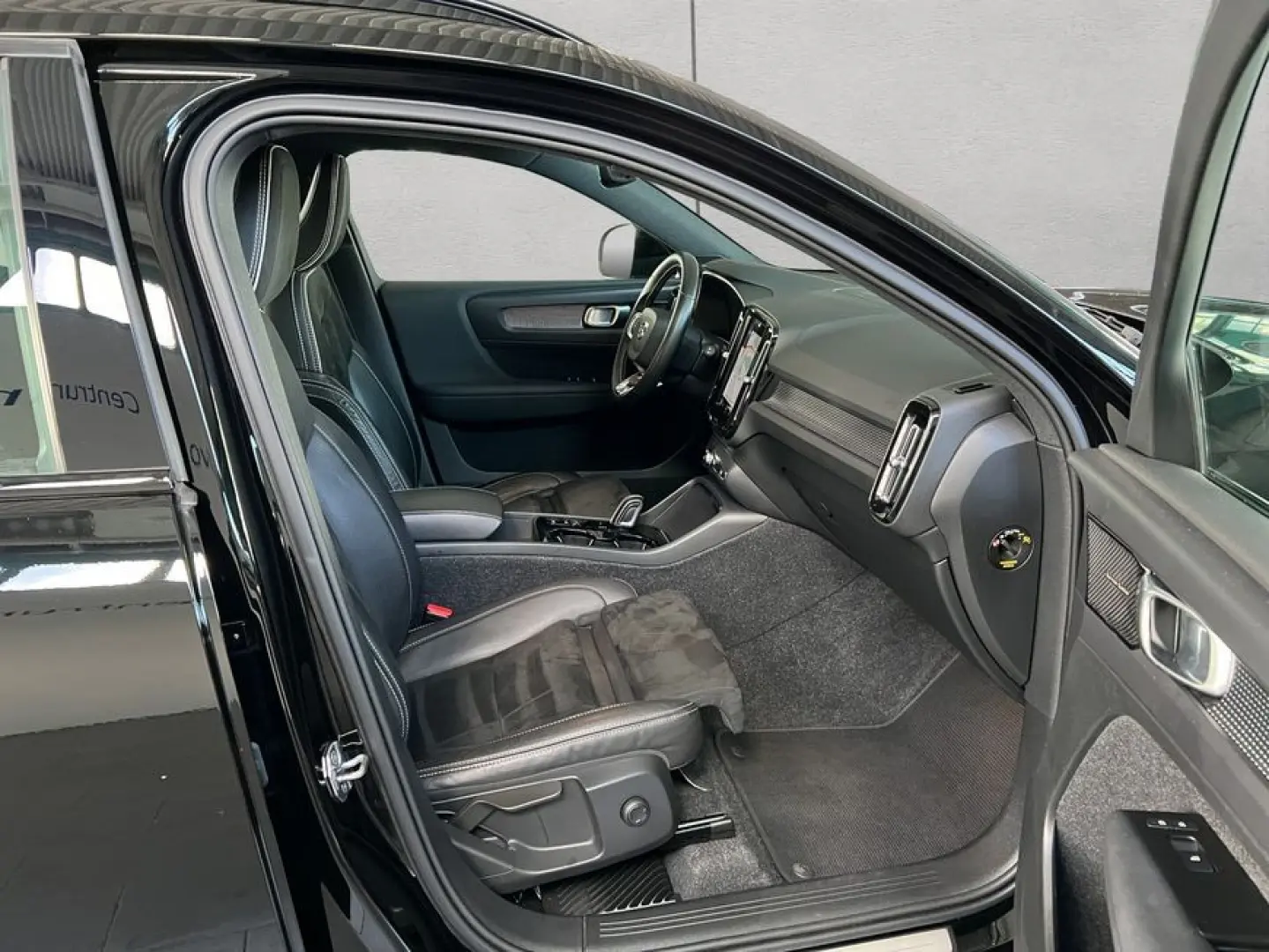 XC40 T4 Recharge R-Design DKG PilotAssist BLIS K